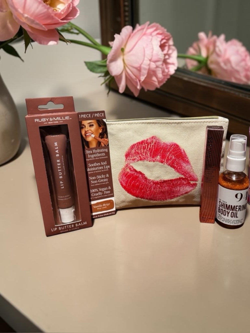 5 Piece Beauty Bundle w Betsy Johnson & LAWLESS